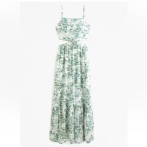 Crinkle textured cutout maxi dress